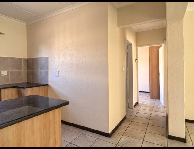 2 BEDROOM APARTMENT FOR SALE IN FRANKLIN ROOSEVELT PARK